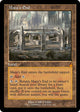 [Foil] Maze's End (Retro Frame) (465) (Ravnica Remastered)
